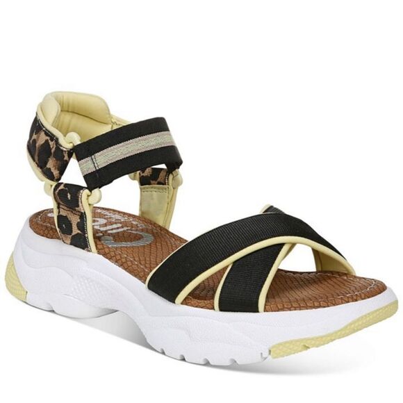 Circus Sam Edelman Sport Sandal - Picture 1 of 8